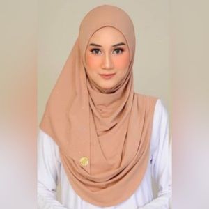 Muslim women instant ready hijab scarf